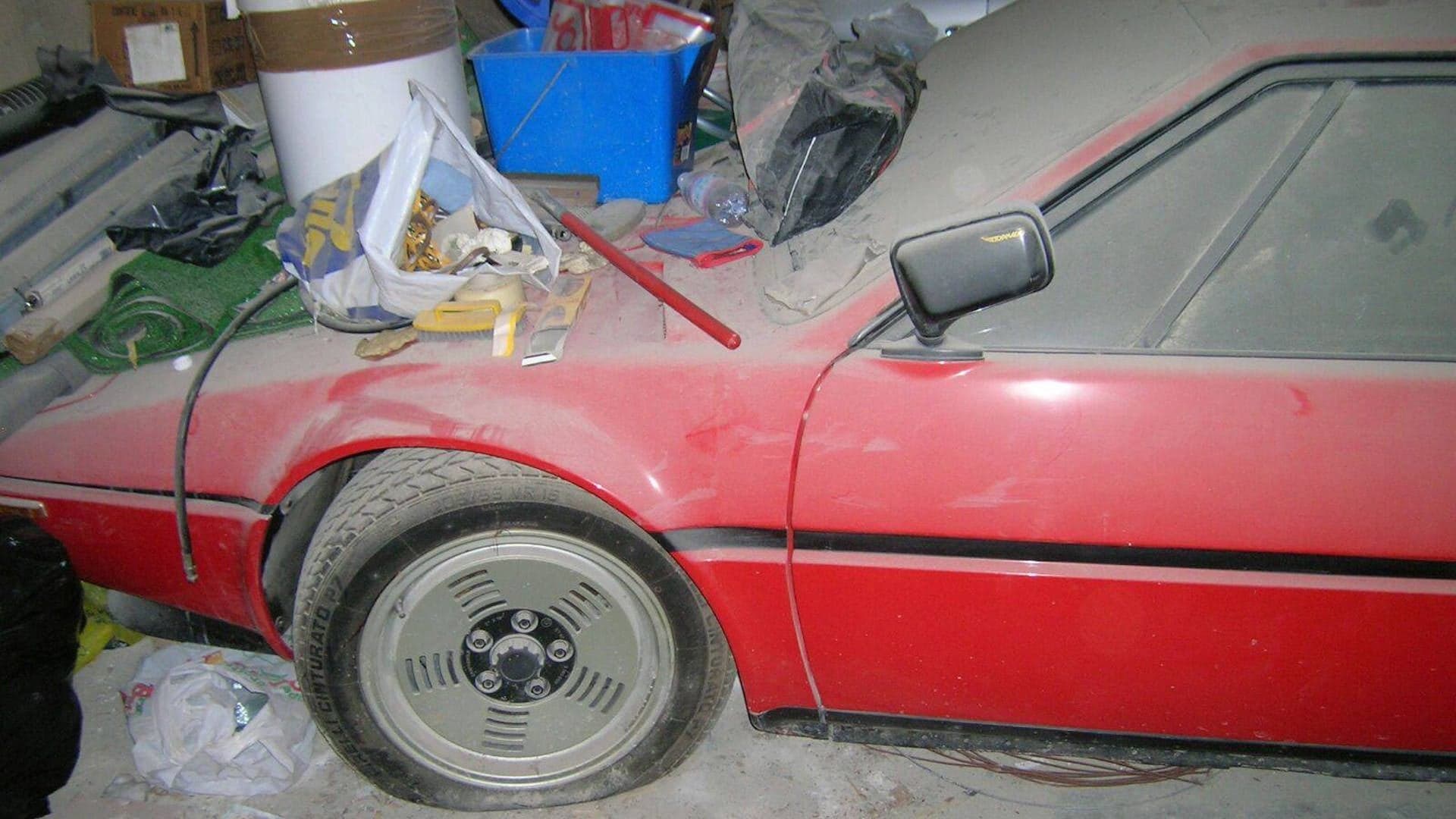 BMW M1 Barn Find Emerges After 34 Years in Storage