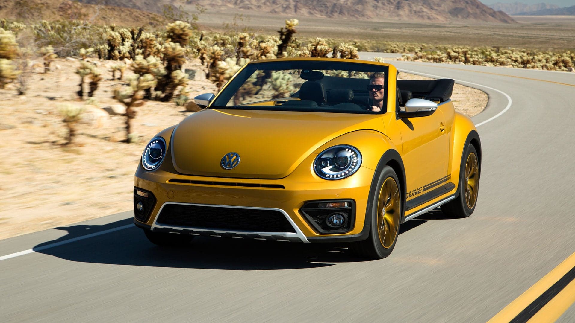 The 2016 Volkswagen Beetle Dune Cabrio: It’s About Time