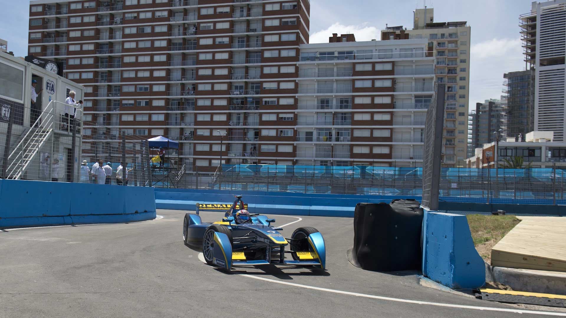 Formula E Announces Driverless Racing Series