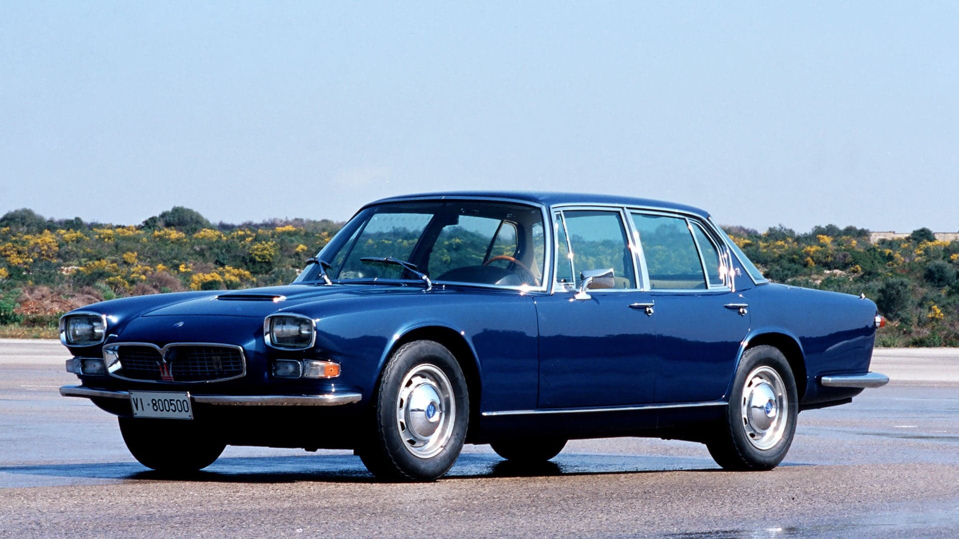 You Must Buy a 1963-68 Maserati Quattroporte