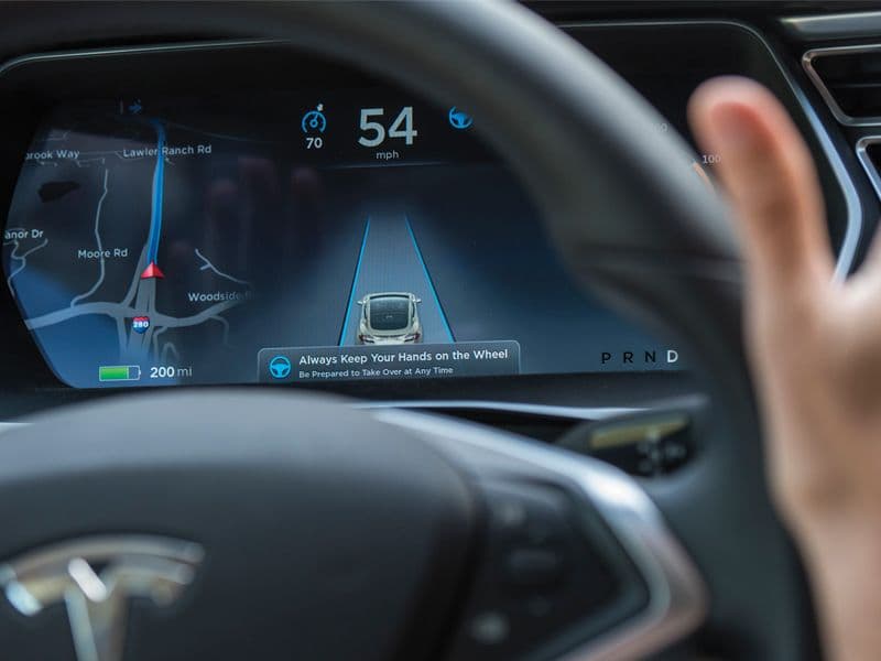 Tesla Autopilot Works Like it Should, Predicts a Crash Two Cars Ahead Works
