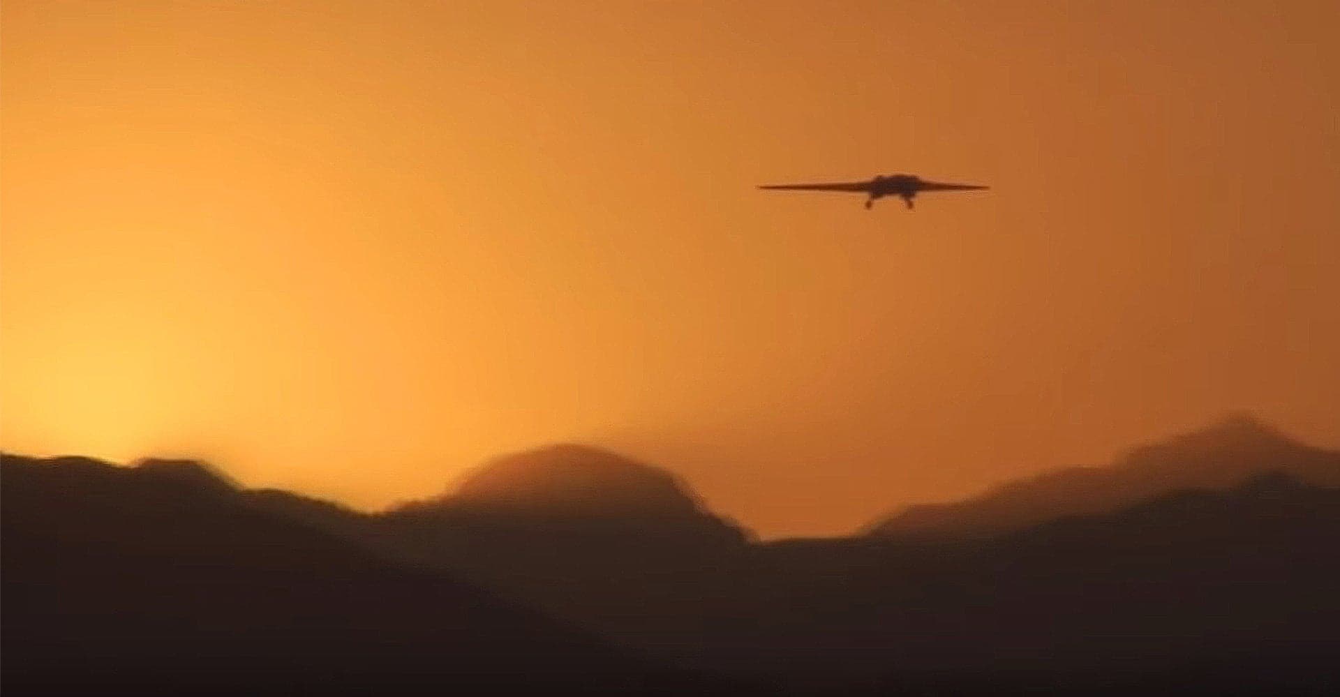Rare Video of an RQ-170 Sentinel Making a Low Approach at Dawn Is Both Spooky And Glorious