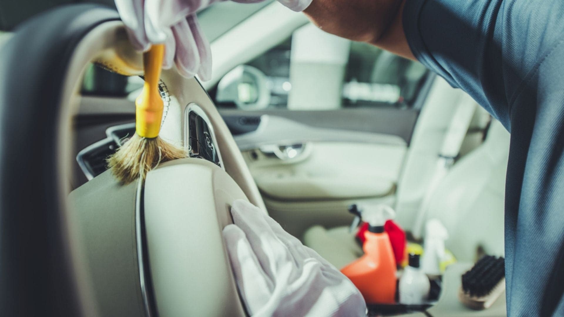 Best Car Dusters To Keep Your Vehicle Clean