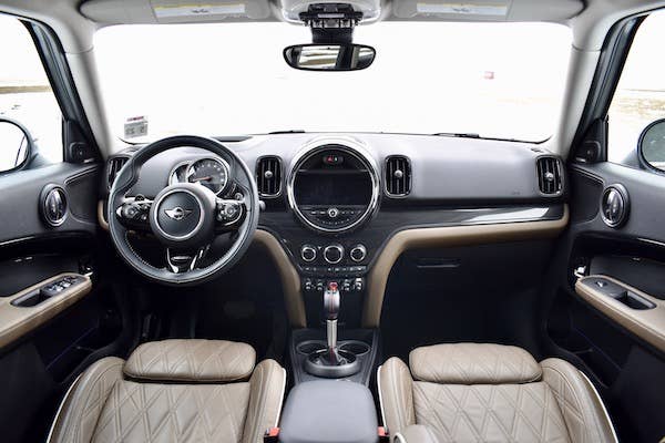 2019 Mini Cooper S Countryman ALL4 Interior