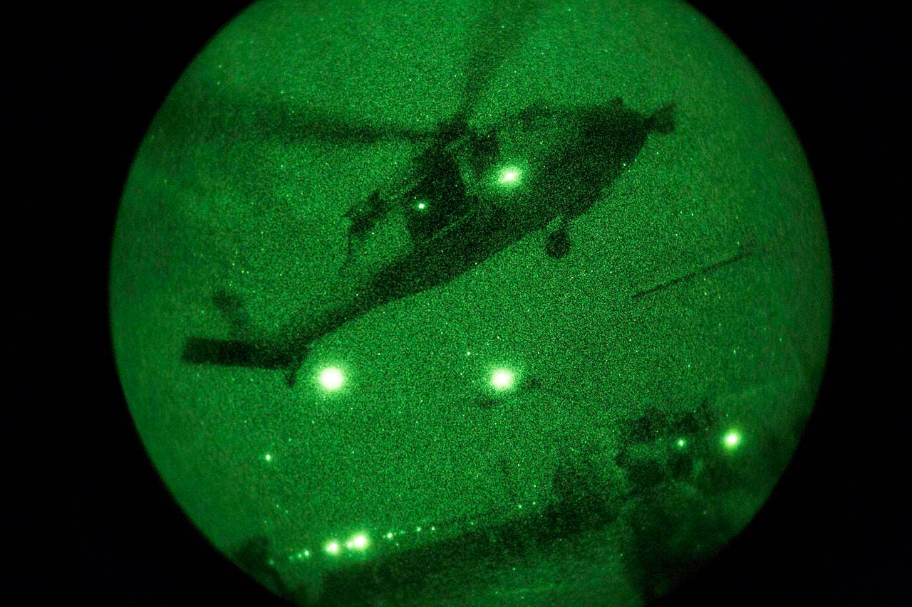 message-editor%2F1561506768599-1280px-force_recon_marines_take_over_ship_at_night_150417-m-pa636-065.jpg