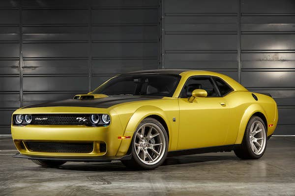 2020 Dodge Challenger R/T Scat Pack Widebody 50th Anniversary Edition in Gold Rush