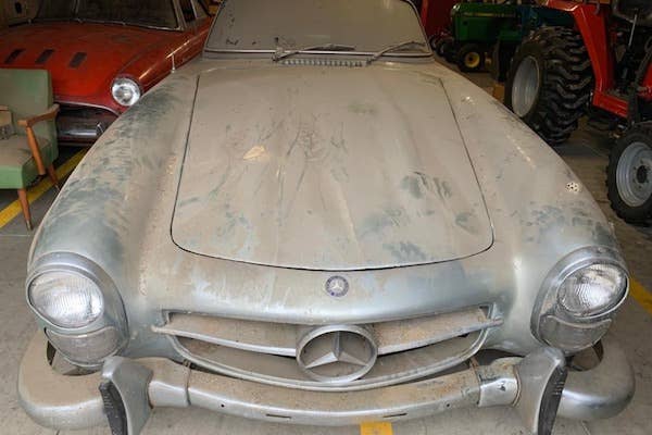 1960 Mercedes-Benz 300 SL Roadster Barn Find