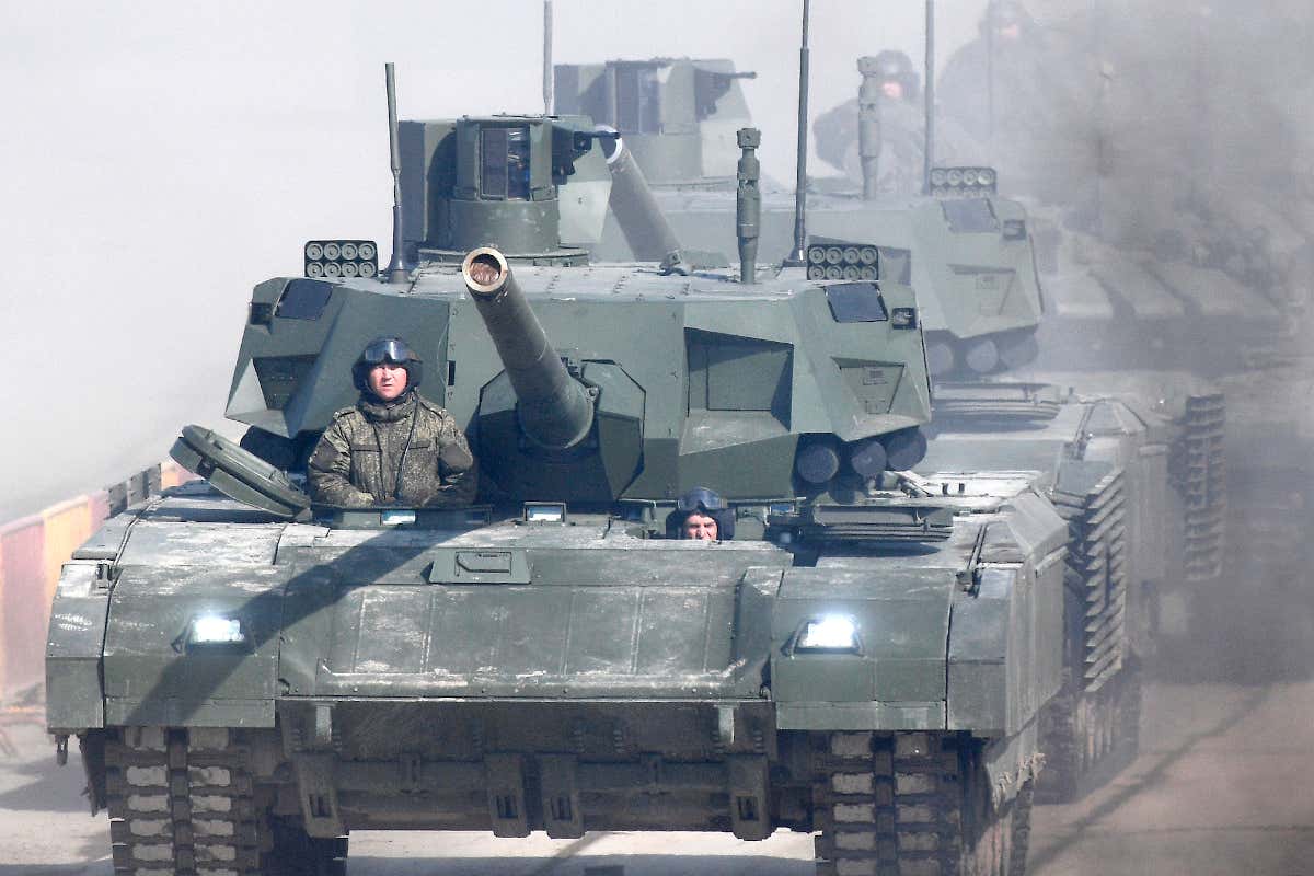Russian Government Says It Sent Its New T 14 Tanks To Syria For Combat Testing
