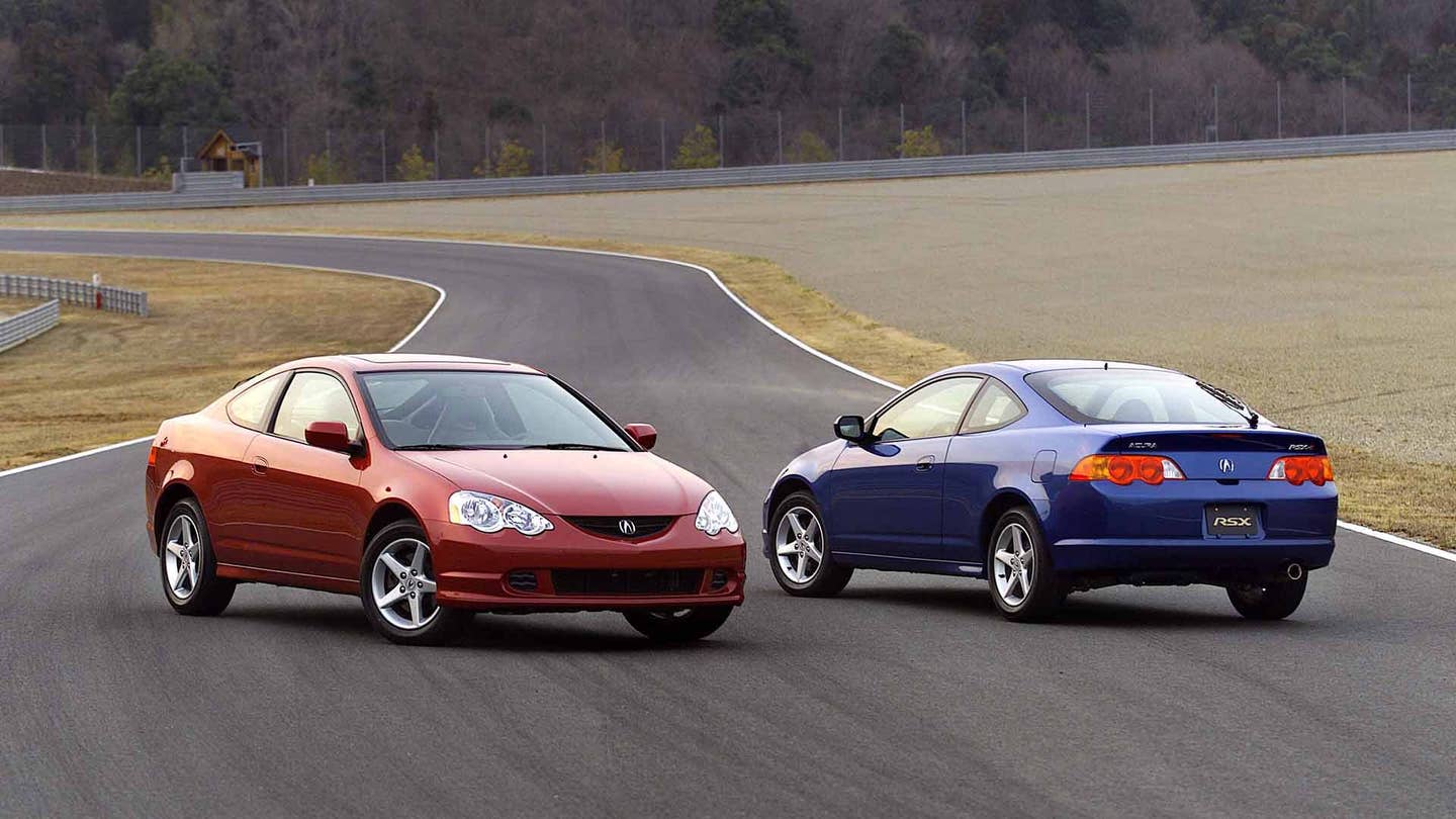 Two 2002-2004 Acura RSX Type S models on track.