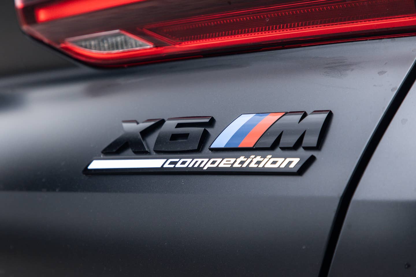 message-editor%2F1620423337571-bmw_x6m_comp_review-14.jpg