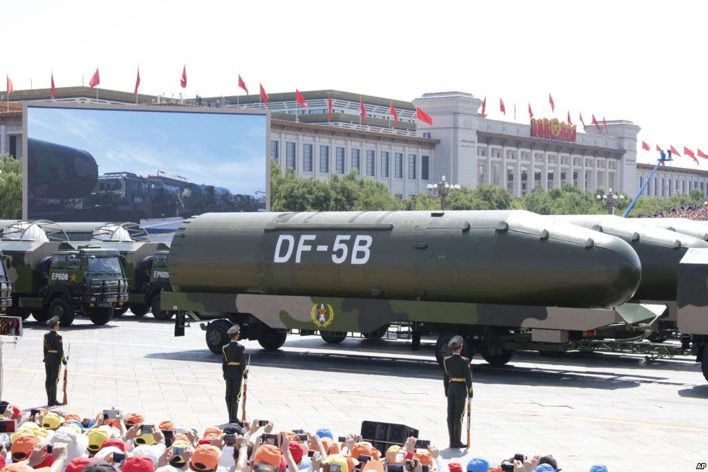 message-editor%2F1627400326896-df-5b_intercontinental_ballistic_missiles_during_2015_china_victory_day_parade.jpg