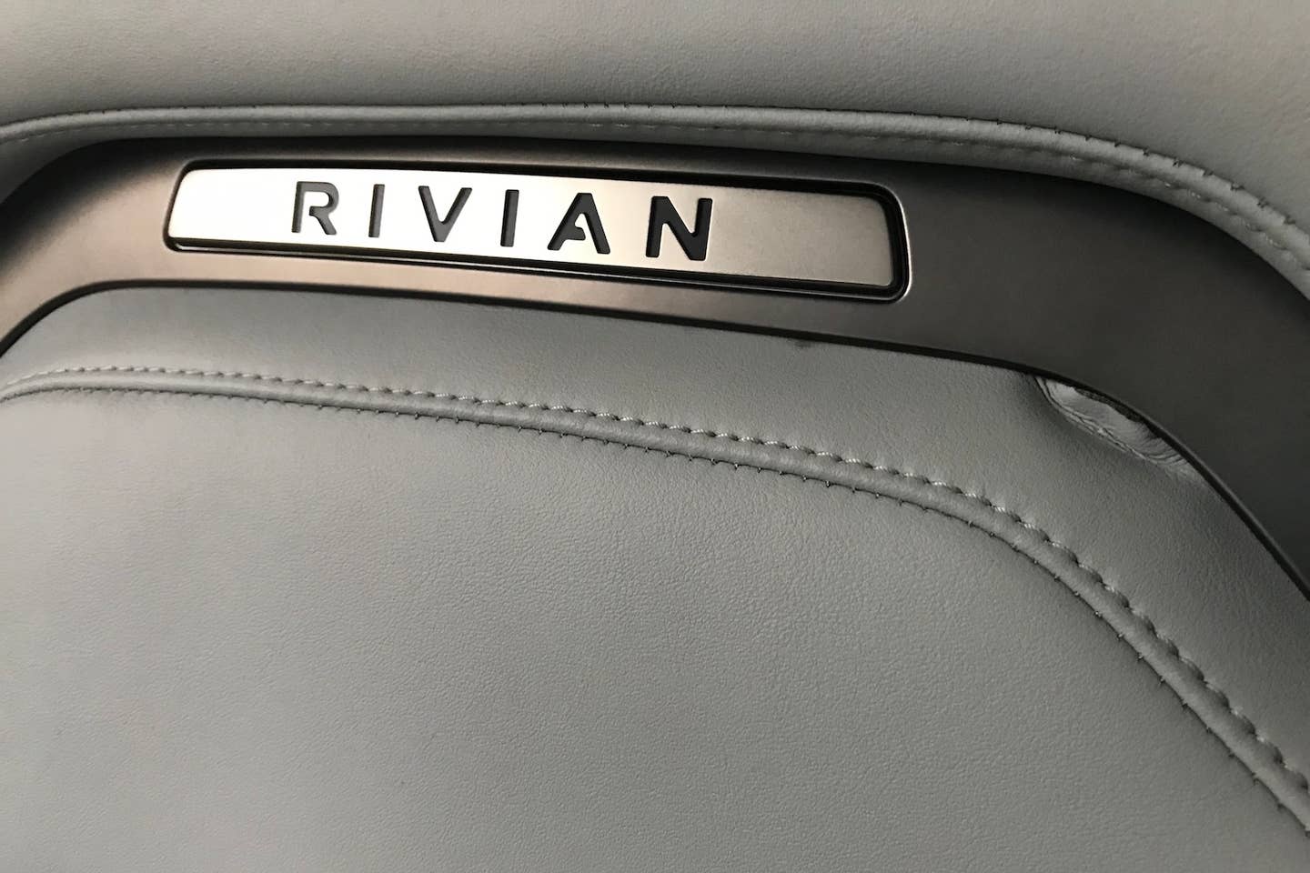 2022 Rivian R1T Launch Edition interior build quality problem