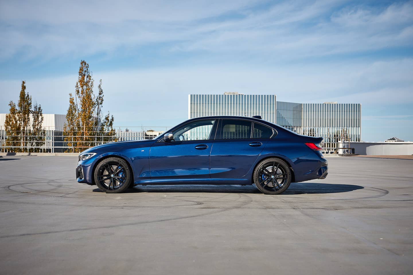 message-editor%2F1636406699055-p90373268_highres_the-new-bmw-m340i-xd.jpg
