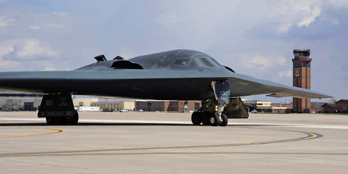 Here's Our Analysis Of The Air Force's New B-21 Stealth Bomber Renderings