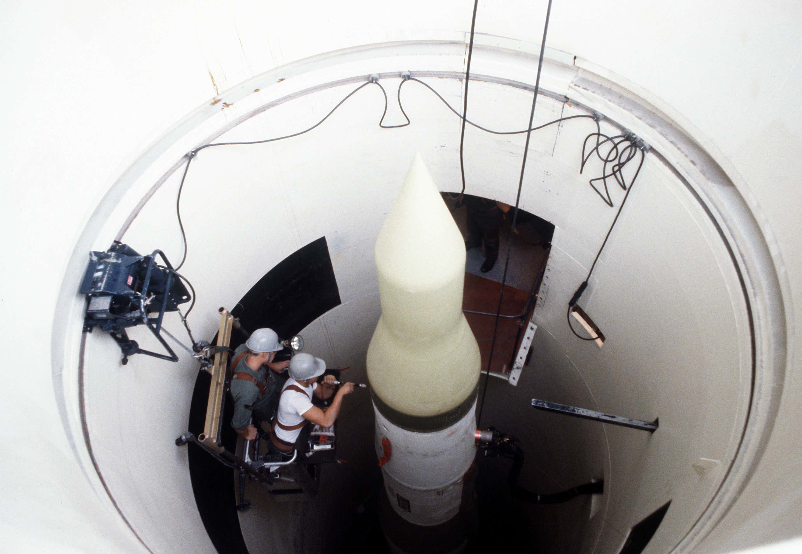 Test Of Minuteman Iii Icbm With Three Reentry Vehicles Sure Seems Like 