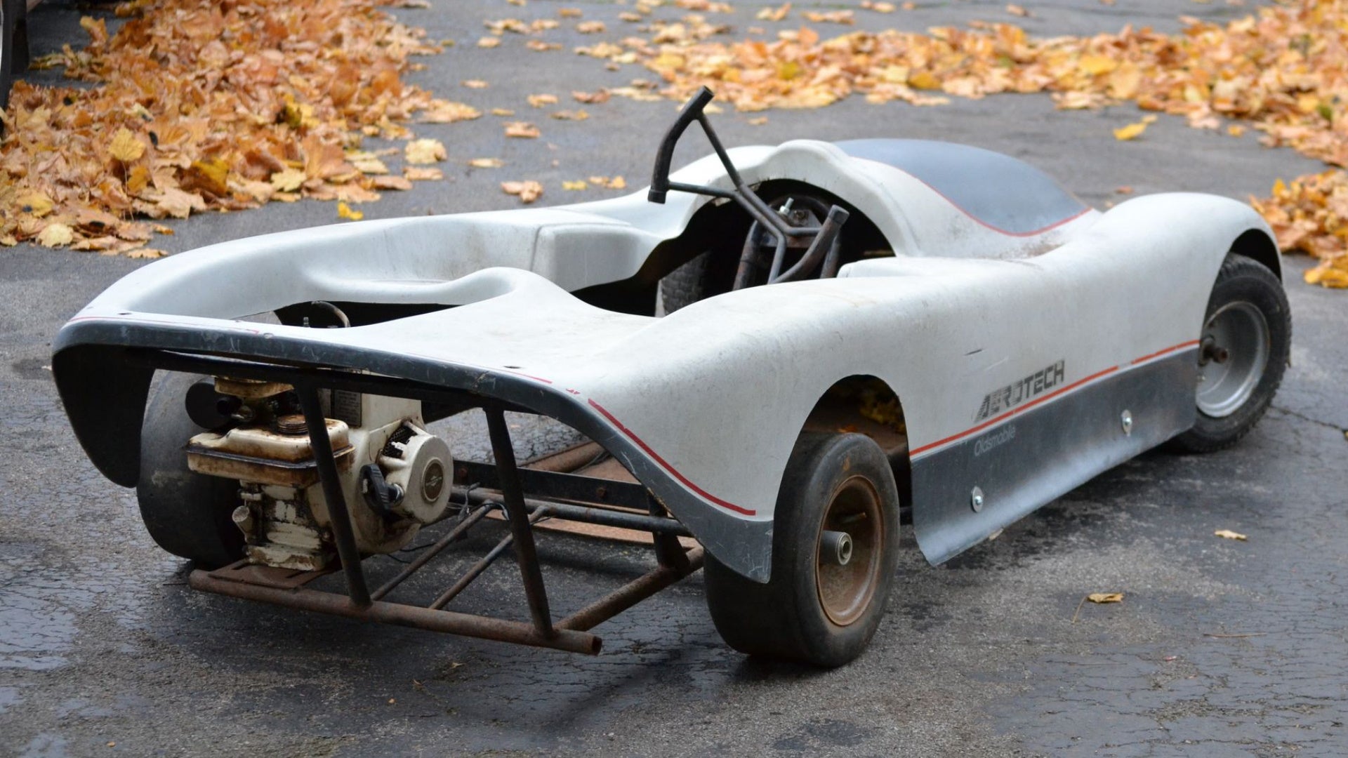 An Ultra-Rare Go-Kart Version of Oldsmobile's 267-MPH Land Speed Record ...