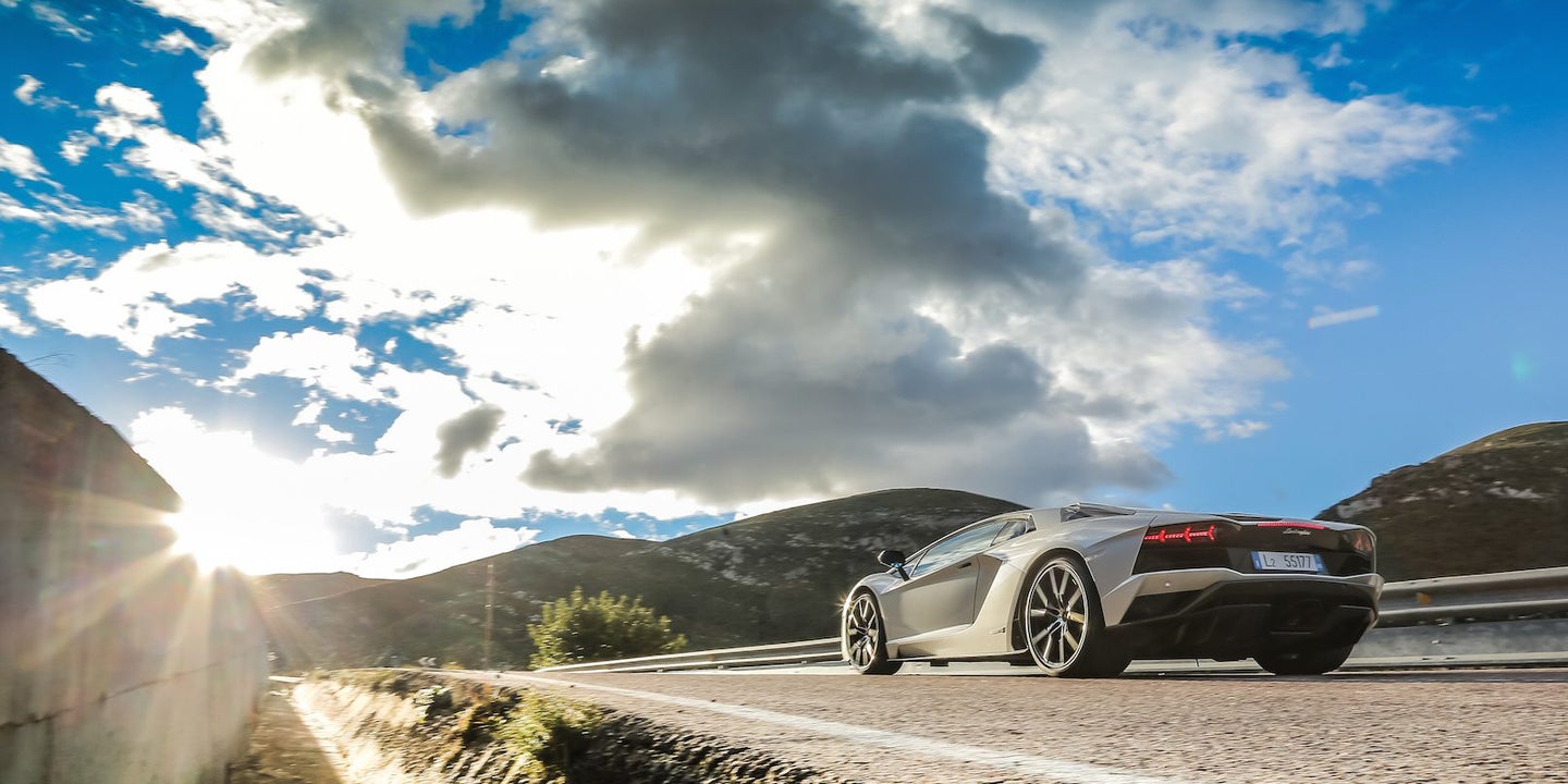 The 7 Things We Love About the New Lamborghini Aventador S