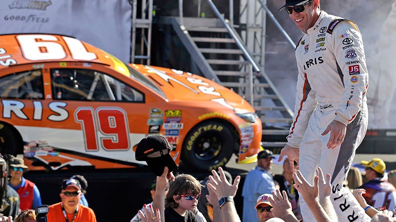 Carl Edwards Expected to Retire from NASCAR Tomorrow