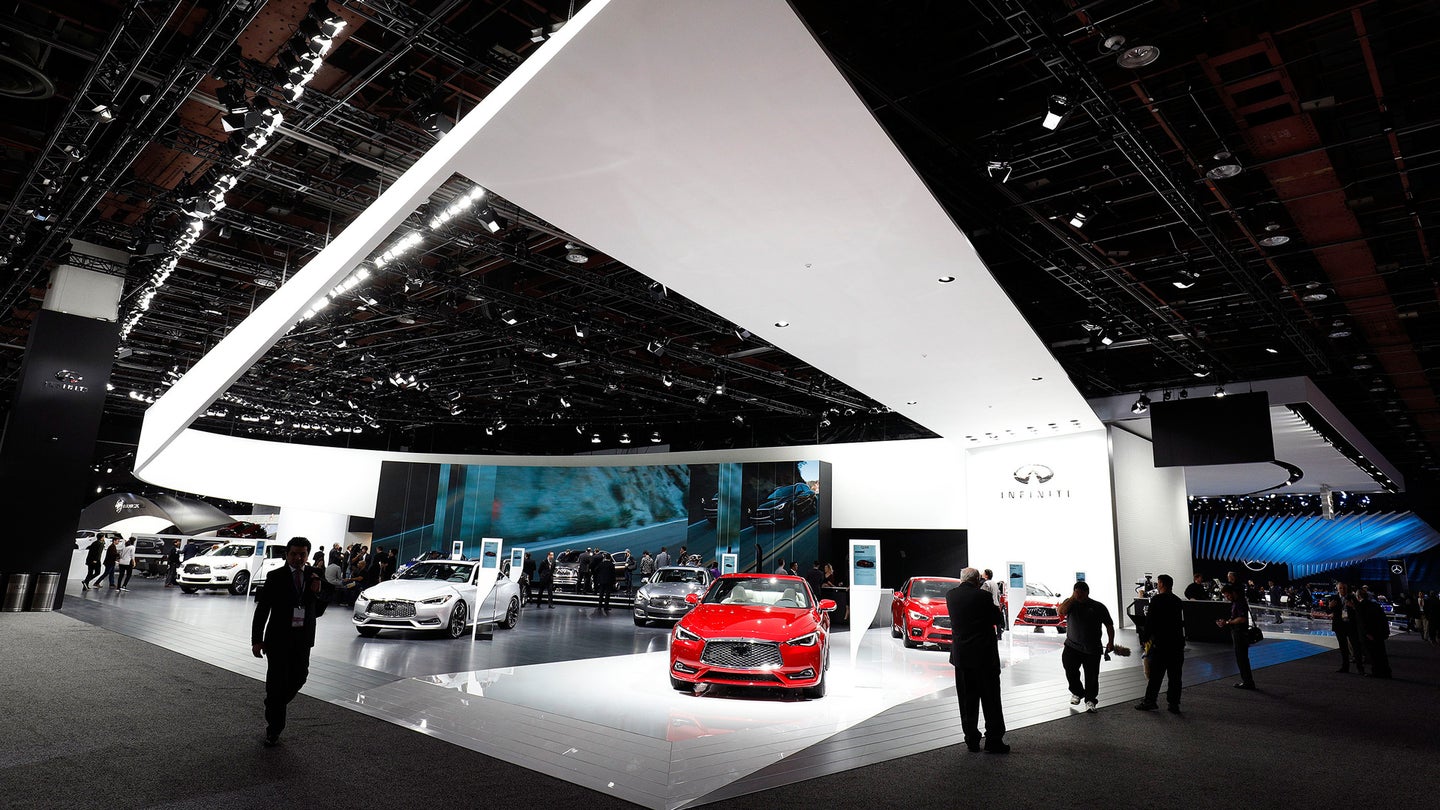 It’s a Wrap: Many Cars But Few Stars at Detroit Auto Show