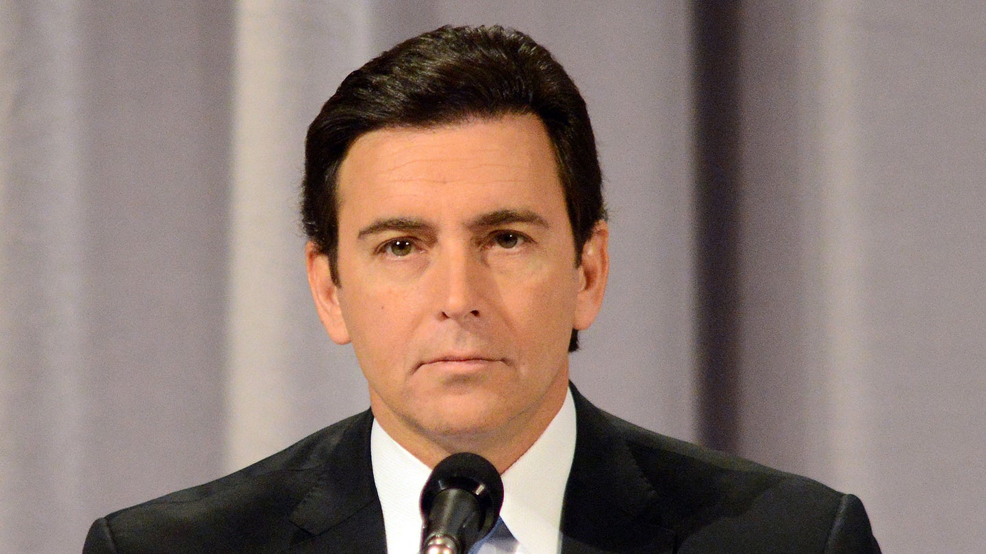 Ford CEO Mark Fields Speaks Out Against Fuel Economy Standards