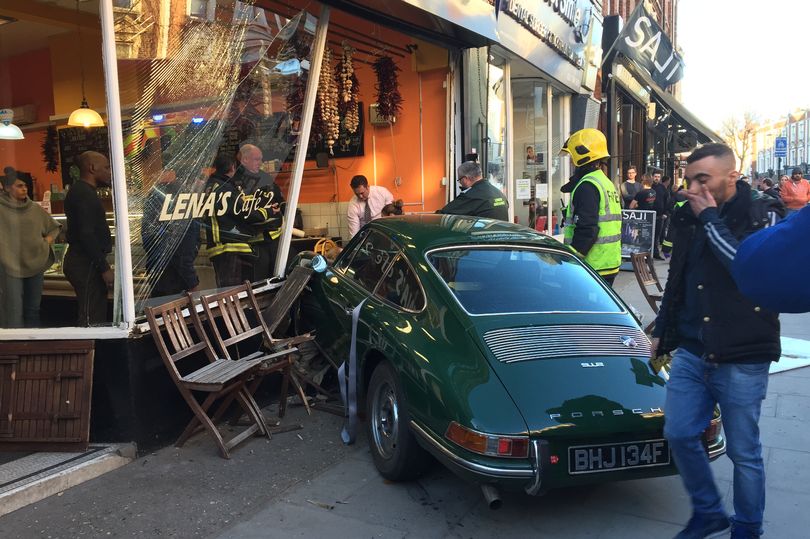 Vintage Porsche 912 Crashes Into London Cafe, Two Injured