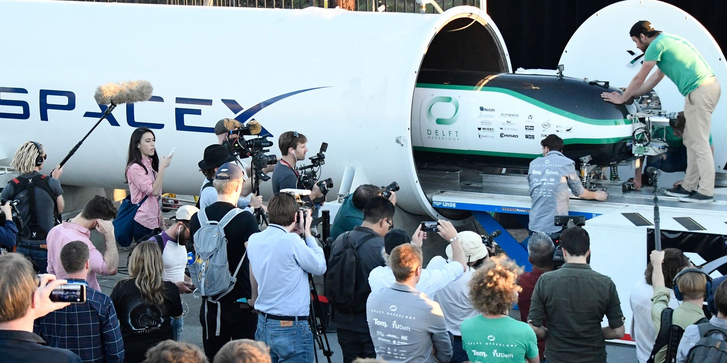 Delft University Wins SpaceX Hyperloop Competition
