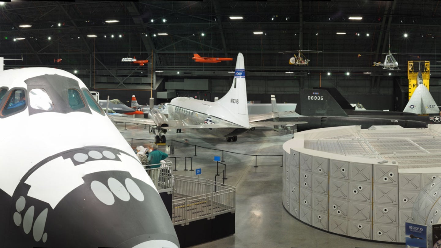 U.S. Air Force Museum’s Gigapixel Panorama Is Aviation Awesomeness