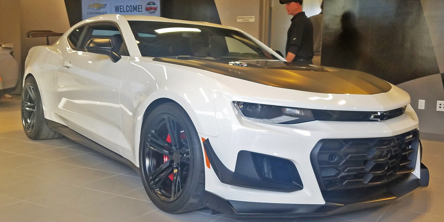 Chevrolet Reveals Camaro ZL1 1LE, Surely the Fastest-Lapping Muscle Car in History