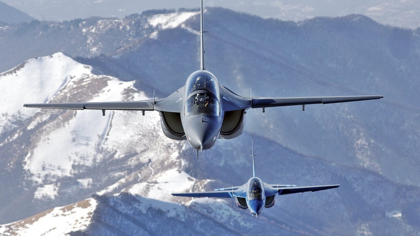 Number Of Entrants In USAF&#8217;s Jet Trainer Competition Dwindles