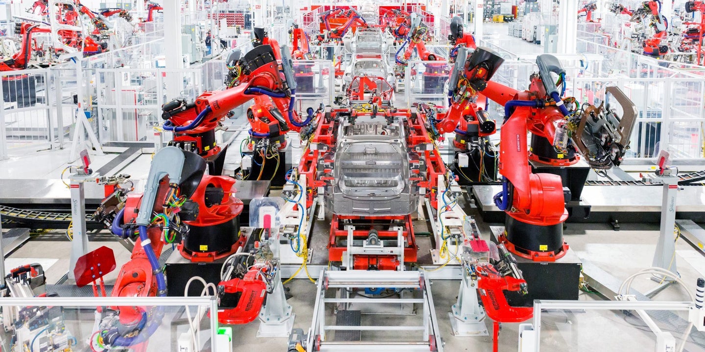 Tesla Reaffirms Model 3 Production Goals, Promises 10,000 Units Per Week in 2018