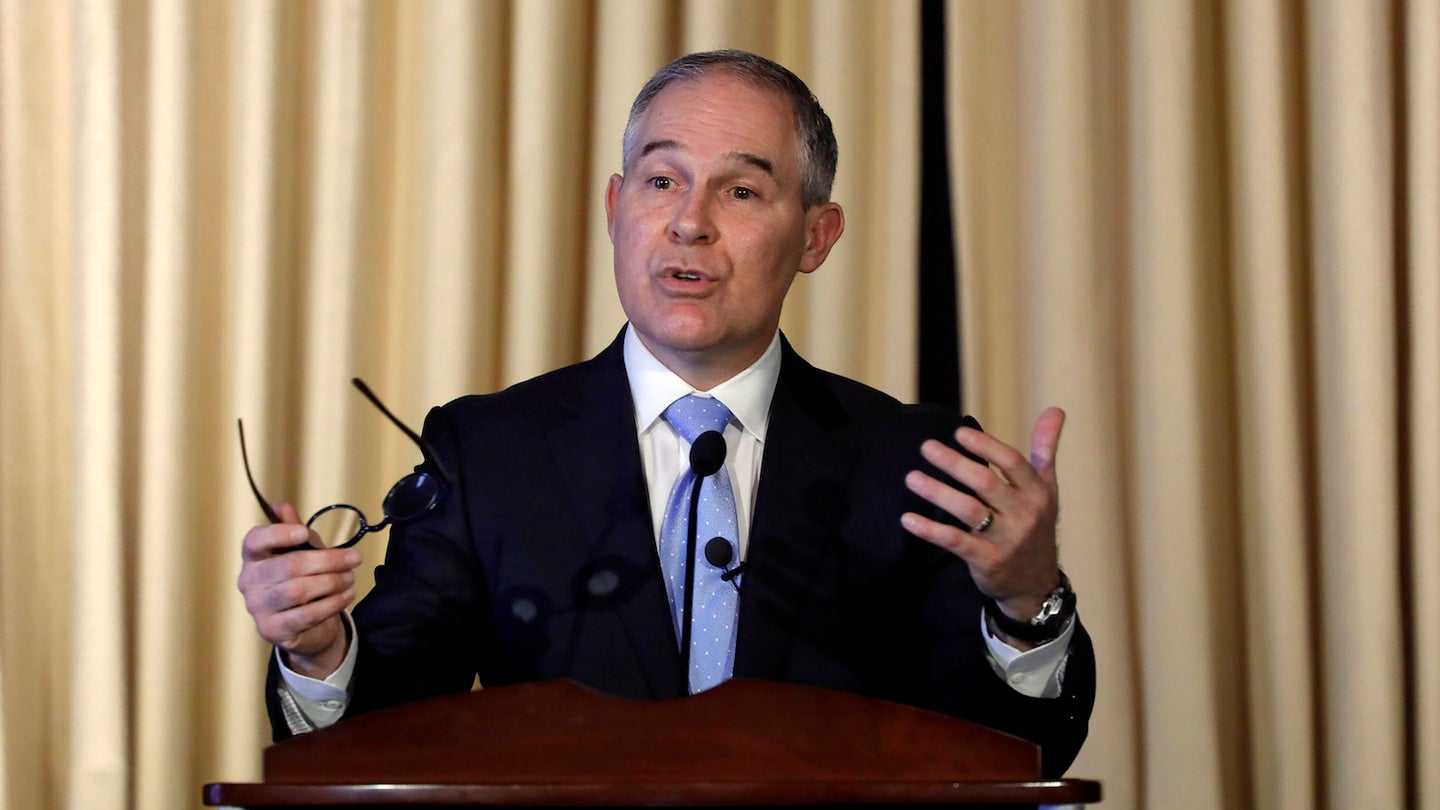 Automakers Push New EPA Chief to Withdraw Obama Emissions Regulations