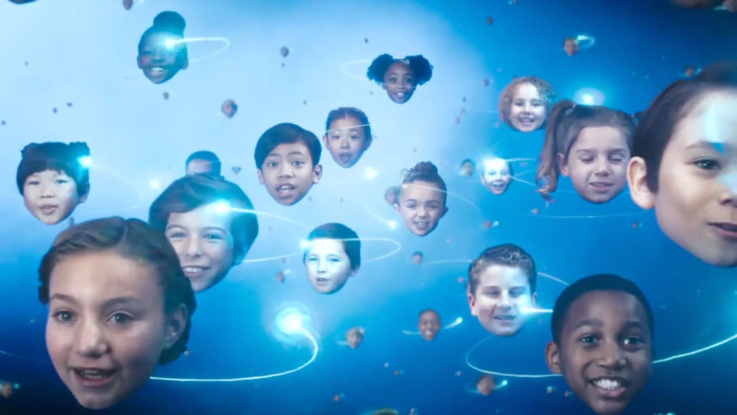 Honda’s Weird New Clarity Fuel Cell Ad Features Floating Kid Heads Singing Fleetwood Mac