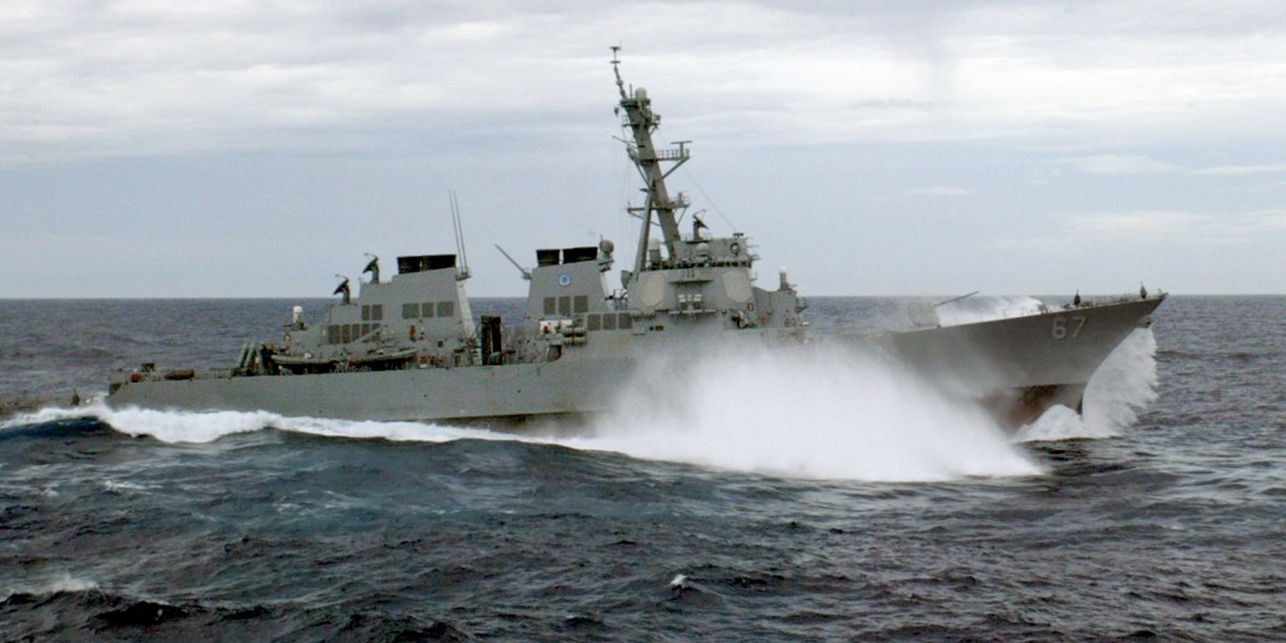USS Cole Returns To Yemeni Coast Following Attack On Saudi Frigate