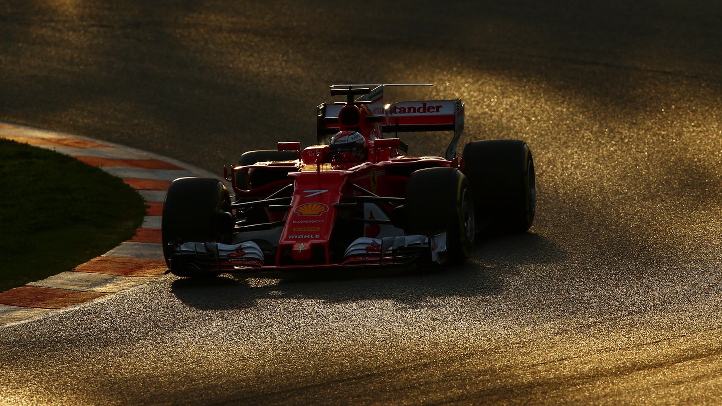 Kimi Raikkonen Noses Ahead of Lewis Hamilton in F1 Testing