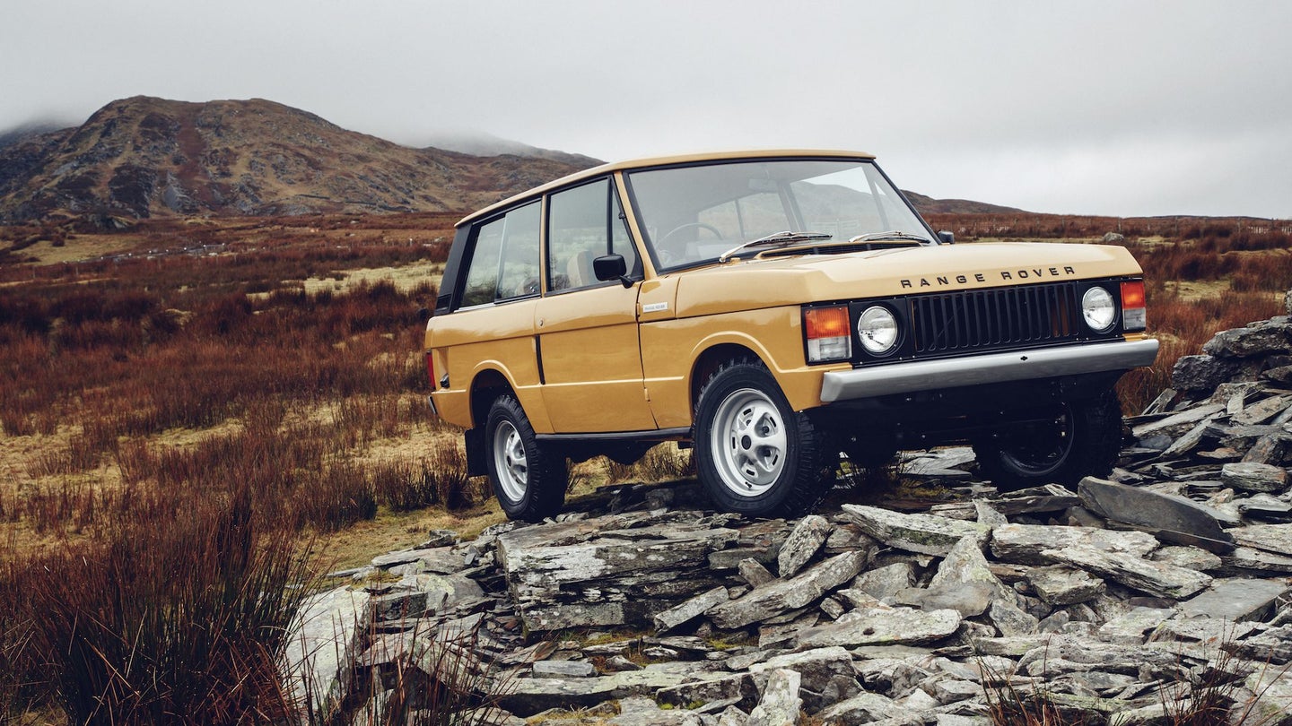 Land Rover Classic Restored the Original Range Rover to Like-New Perfection