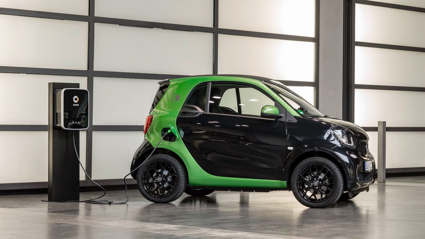 Smart Reduces Lineup, Will Only Offer EVs in American Market