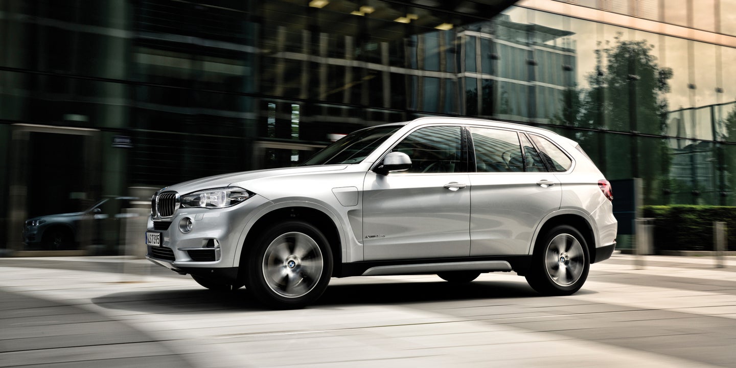 The BMW X5 xDrive 40e Offers Electric Attitude—At A Price