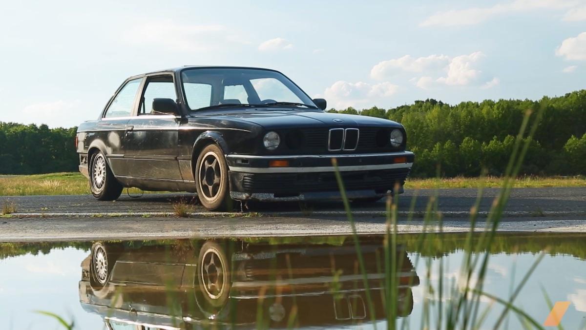Here&#8217;s Why We Bought a $2,000 E30 BMW 325is