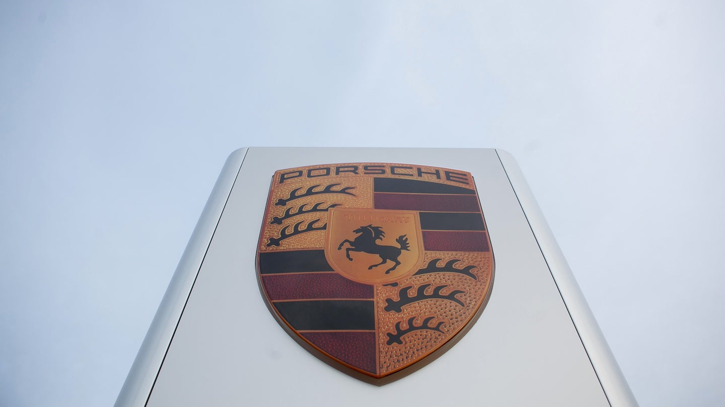 Porsche Breaks Sales Record, Makes $17,250 on Every New Car