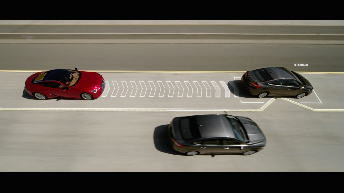 Lexus Pranks Impatient Drivers With Fake &#8220;Lane Valet&#8221;