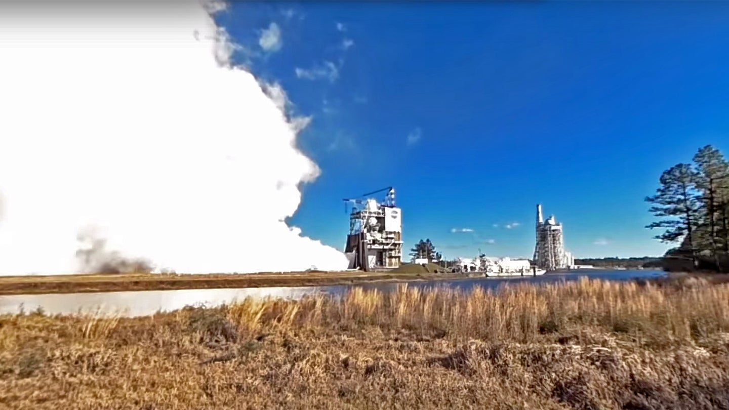 Watch NASA&#8217;s Massive Rocket Engine Burn in This 360º Video