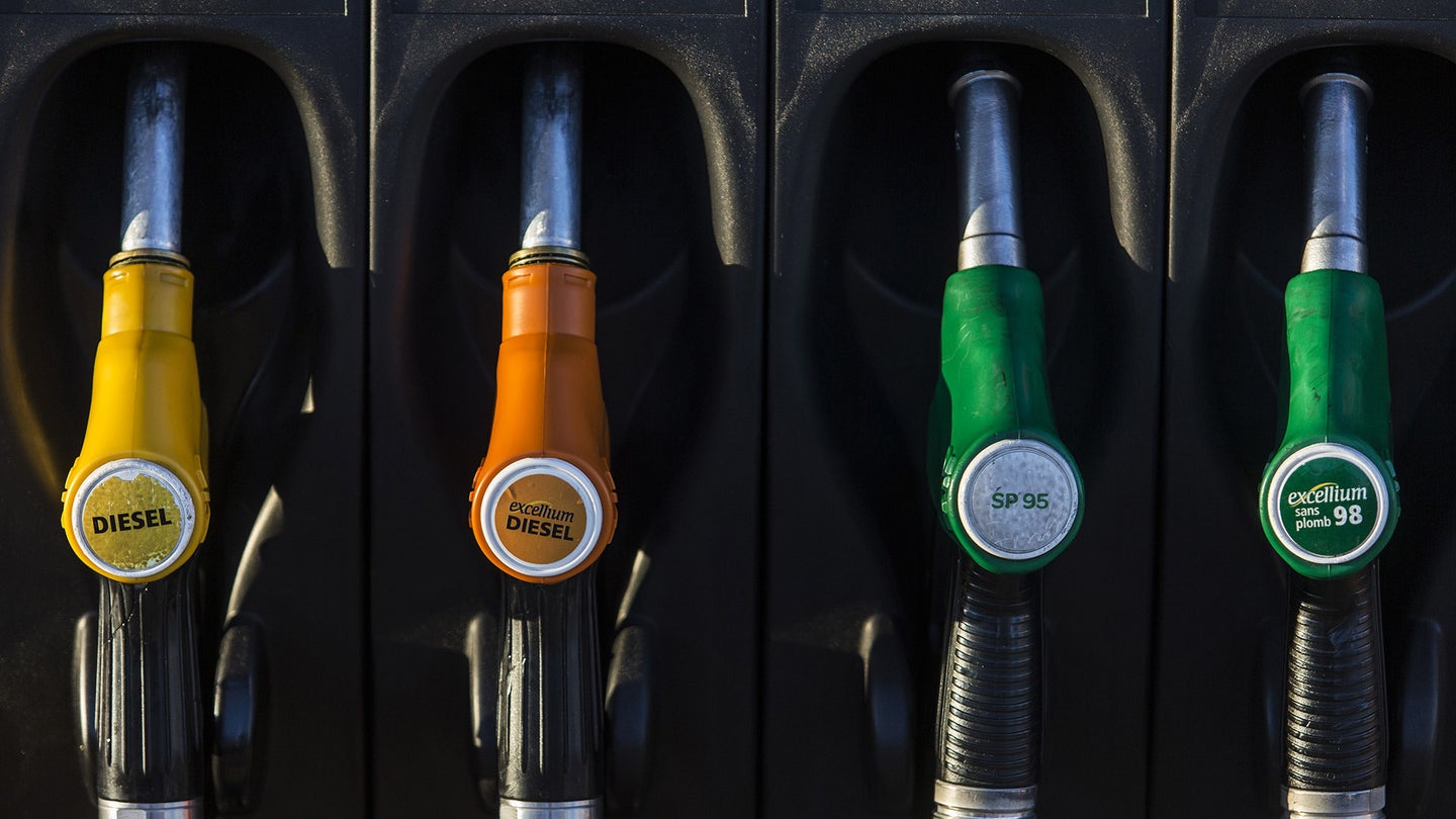 Average U.S. Fuel Economy Shows Monthly Decline in December