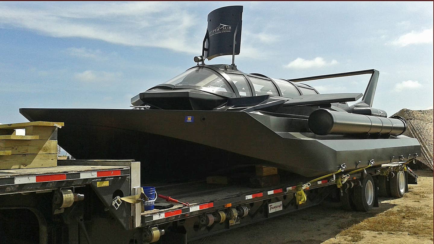 The USMC Is Interested In This Crazy Speedboat That Transforms Into A Submarine