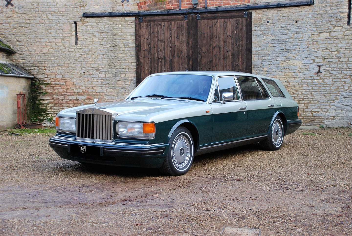 This 1995 Rolls-Royce Flying Spur Estate is Certifiably Rad