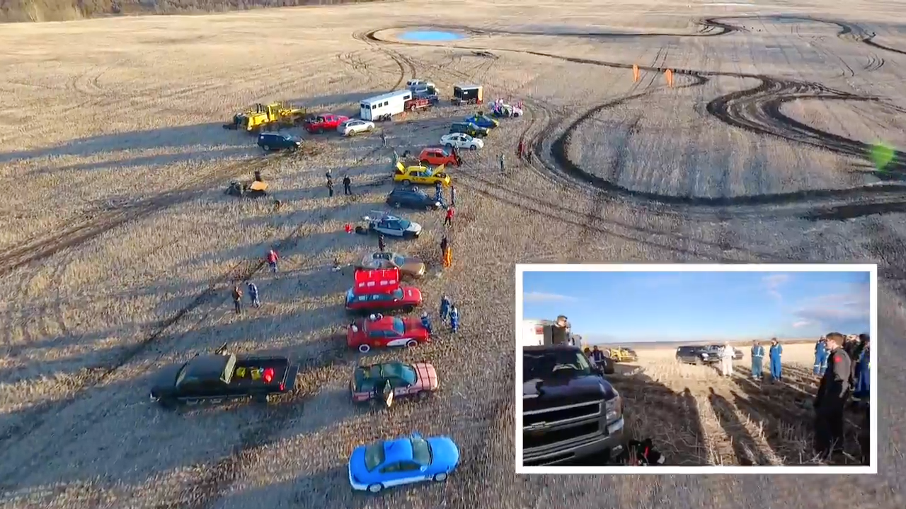 $300 Junker Racing: Destroying Cheap Cars in a Field