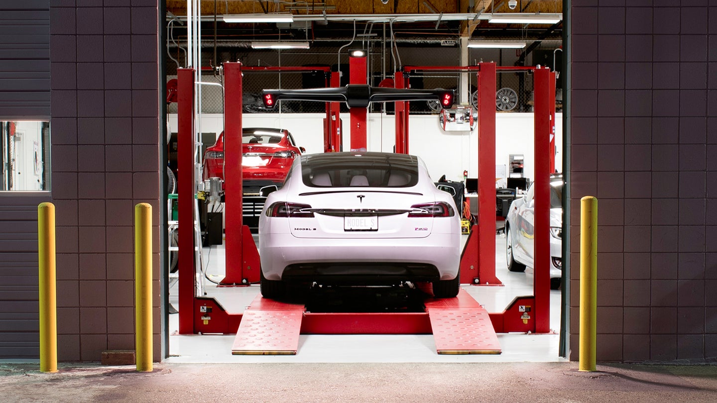 Tesla Is Quietly Putting Bigger Battery Packs in Its Entry Level Model S