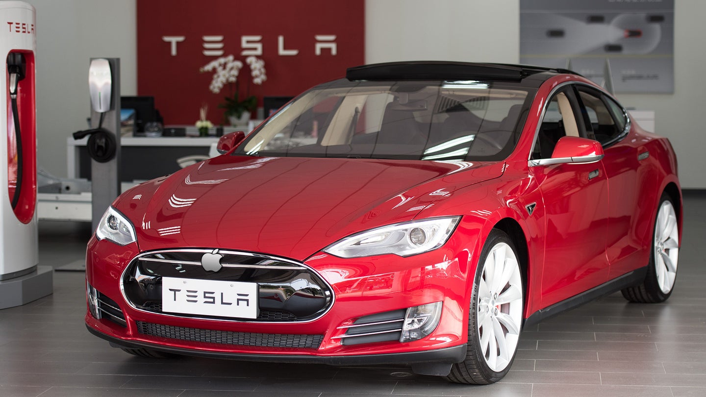 Apple Potentially Targeting Tesla for Takeover, Says Citi Analyst