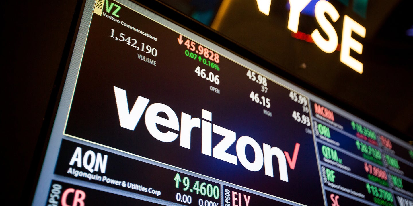 Verizon Invests More in Autonomous Vehicles, Wins Bidding War on FCC Spectrum