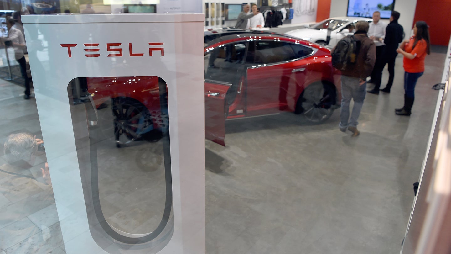 Data Shows Tesla Batteries Lose Less Than 10 Percent Capacity at 160,000 Miles