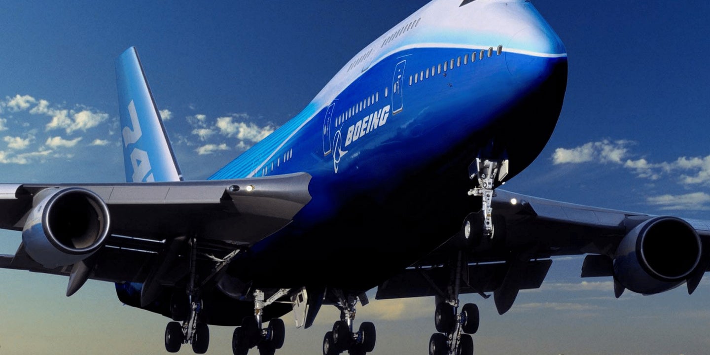 The New Boeing 747 Experience